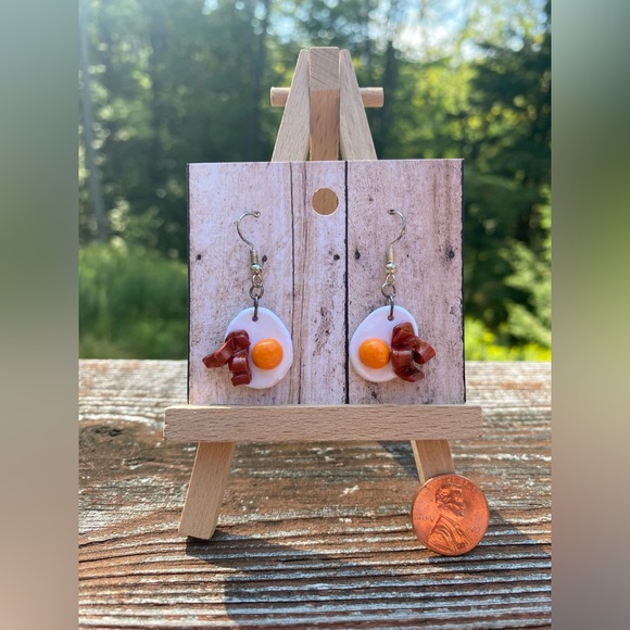 Bacon and Eggs Dangle Earrings - Picture 2 of 3